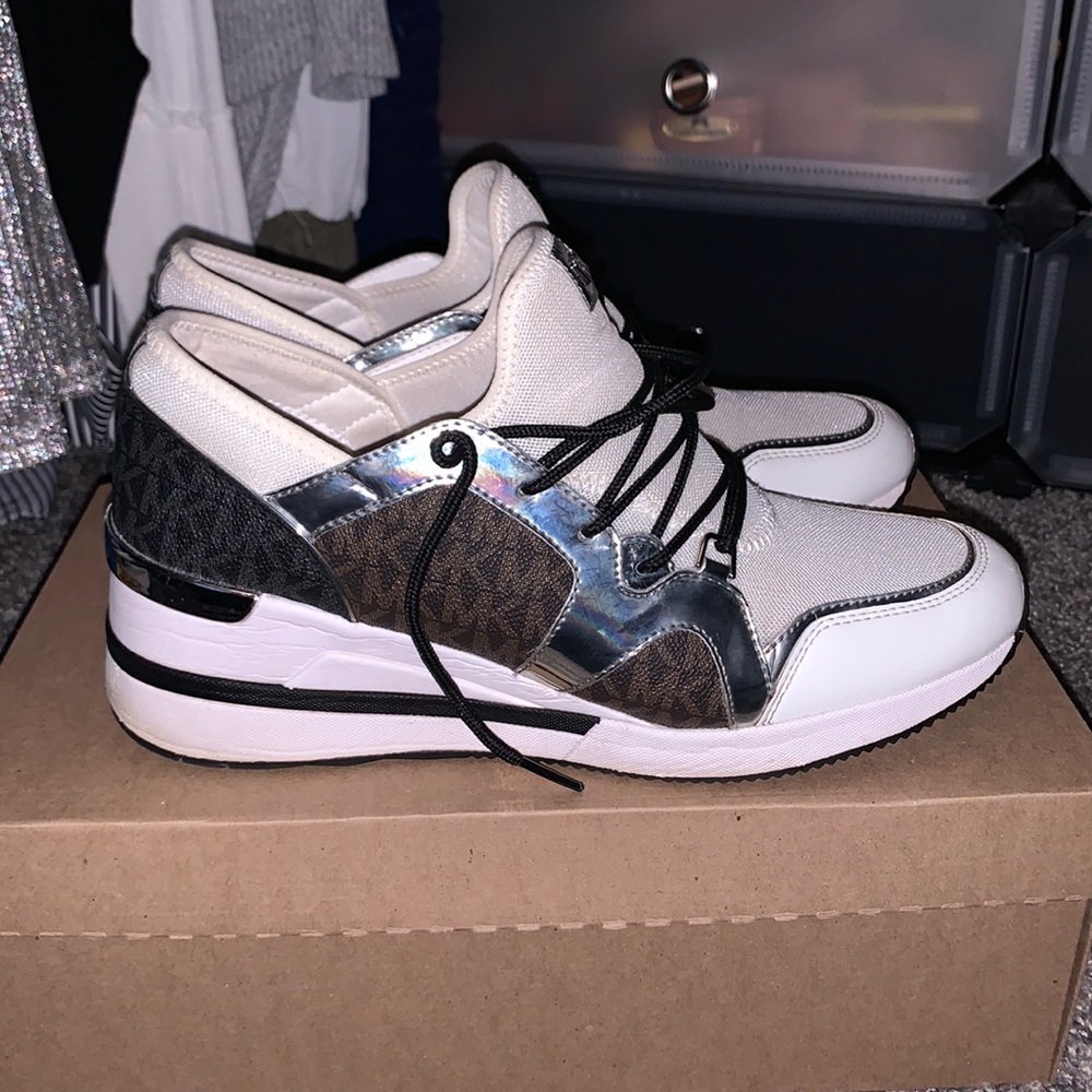 Michael Kors White and Brown Logo Lace-Up Sneakers